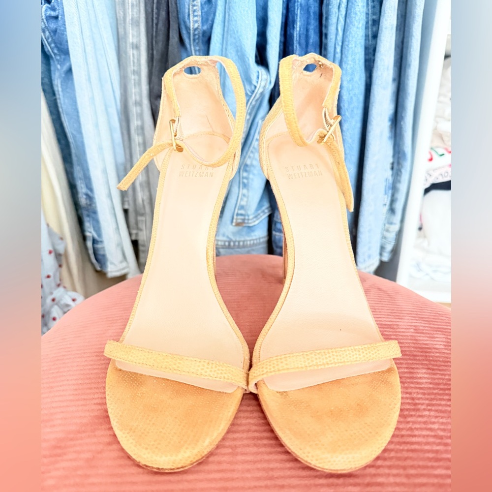 Stuart Weitzman Nudist Goosebumps in Tan 7 - Picture 3 of 4